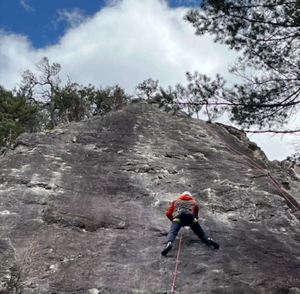 外岩クライミングに挑戦してみたい方へ向けたクライミングイベント「Climbing Challenge」／長野