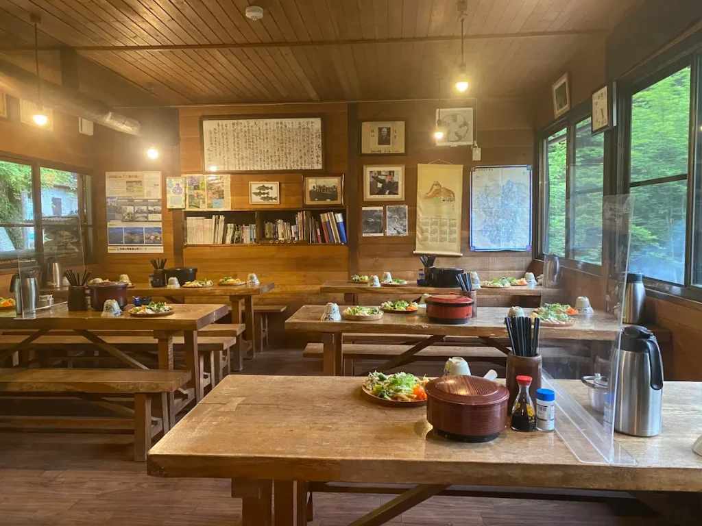 山小屋特集イベント「サステナブルな山小屋経営とむらづくり 三条の湯」／東京